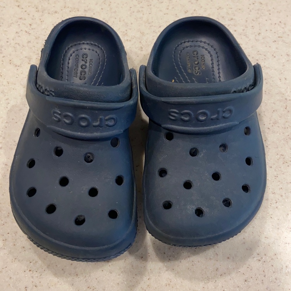 Crocs- kids size 9 navy blue